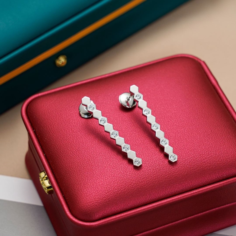 CHAUMET